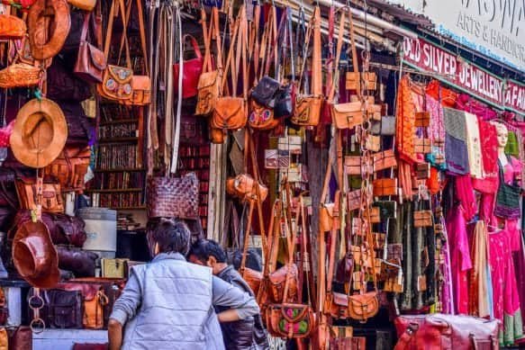 Tripolia Bazar Jaipur Is 1 Best Place For Shopping - Shops In Tripolia Bazar JaipurChalo