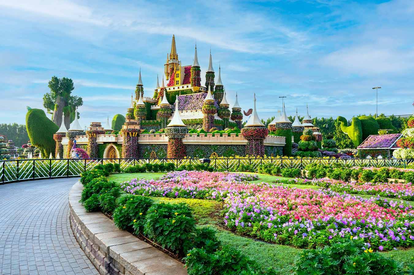 Dubai Miracle Garden | The Best Place to Visit in Dubai, UAE