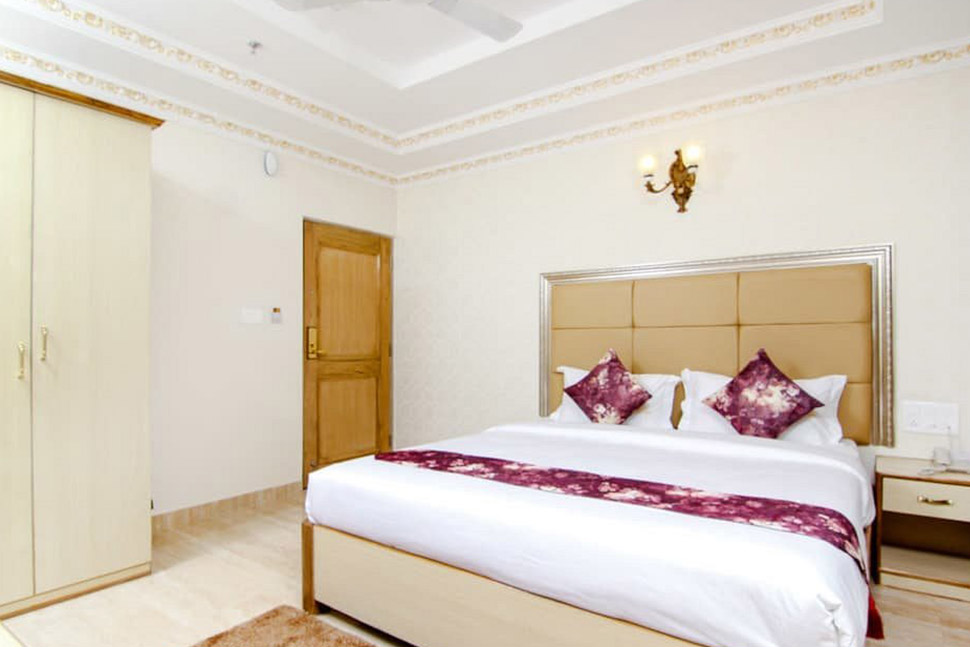 Hotel Galaxy Grand Book Hotel at affordable Price