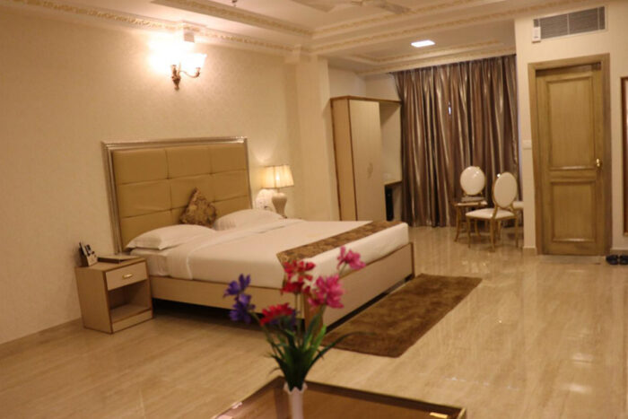 Best Hotel in Hazratganj Lucknow