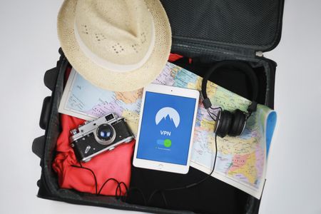 Travel Hacks to Help You Travel Smart!