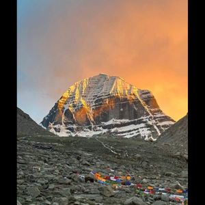 Iconic Yatra: Kailash Mansarovar Yatra by Helicopter from Kathmandu