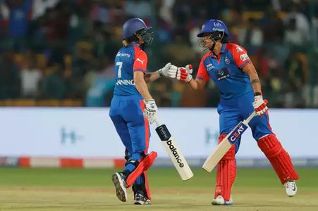 To Get to the Top, the Dominant Delhi Capitals Defeat the Mumbai Indians