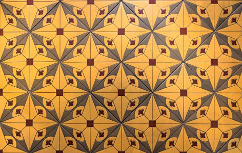 How Americo Ricky Migliore Creates Stunning Patterns with Contrasting Tile Designs