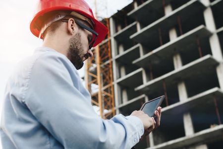 How Can Estimators Deal with Budget Changes on Projects?