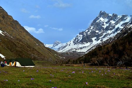 7 Scenic Treks Offering Traditional Himalayan Homestay Experiences