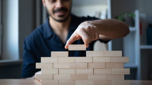 Top 7 des Variantes de Jenga pour Adulte à Essayer