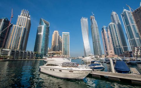 Top Reasons to Book a Yacht Dinner Cruise in Dubai