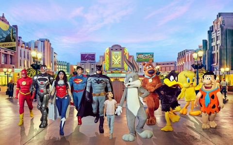 Top 10 Attractions You Can’t Miss at Warner Bros Abu Dhabi