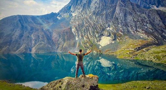 Treks in Kashmir: Exploring the Paradise on Foot