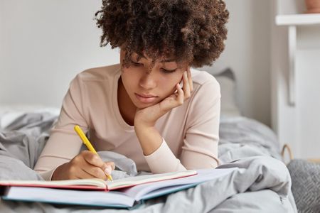 What Are the Top Writing Service Advantages for Time-Pressed Students?