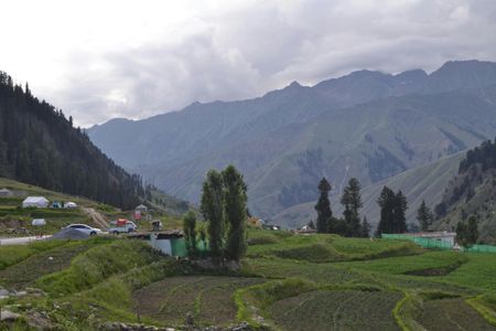 Discover Naran Kaghan – Tour Packages, Top Places & Travel Guide 2025