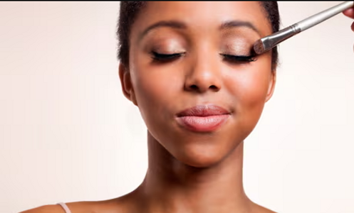 Where to Buy Makeup Online in Pakistan: Trusted Stores & Tips