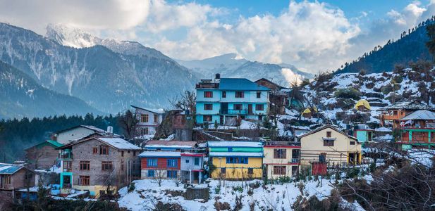 Explore the Best Manali Tour Packages for an Unforgettable Journey