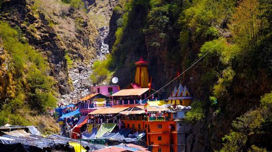 Yamunotri Yatra: A Spiritual Journey to the Source of River Yamuna