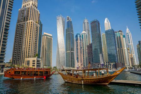 Celebrate Special Occasions in Style with a Lotus Yacht Dubai Dinner