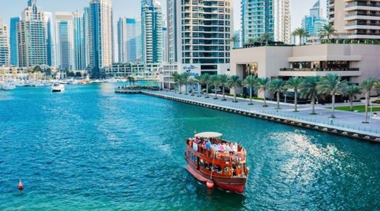 Top 10 Must-Visit Attractions in Dubai