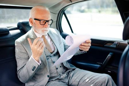 Reliable Private Chauffeur Service 24/7 – Luxury Travel at Your Convenience