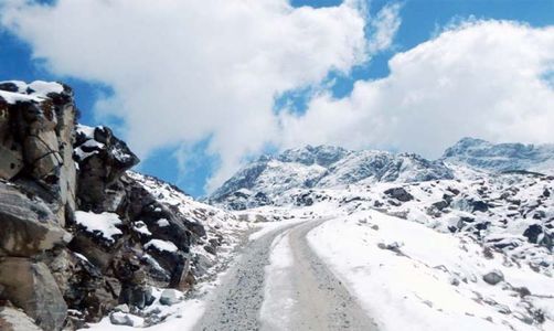 Discover the Stunning Beauty of Sela Pass: A Gateway to the Eastern Himalayas