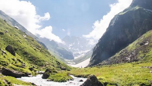 Solo Travel Guide for Hampta Pass