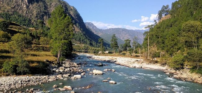 Why Every Dayara Bugyal Trekker Should Spend a Day in Uttarkashi Town