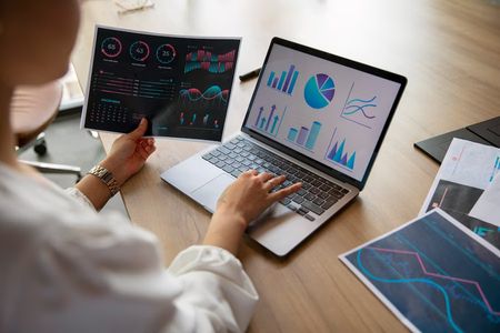 Collimating Lens Market Overview: Size, Growth Drivers, and Regional Insights (2024–2031)