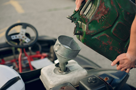 Everything You Need to Know About Emergency Fuel Delivery Services in Abu Dhabi and Dubai