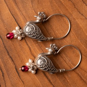Discover the Charm of Sil Alankaraa: Unique Silver Jewellery That Speaks Your Style