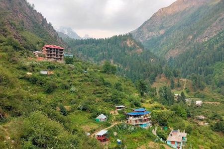 From Barshaini to Tosh: A Beautiful Trail in Himachal’s Hills