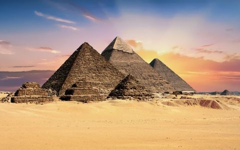 Solo Travel in Egypt 2025: Best Places, Safety Tips & Local Insights