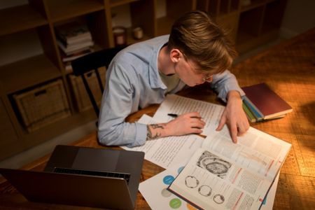 The Reality of Using a Last Minute Essay Writing Service