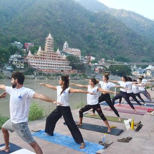300 hour yoga teacher training course in Rishikesh