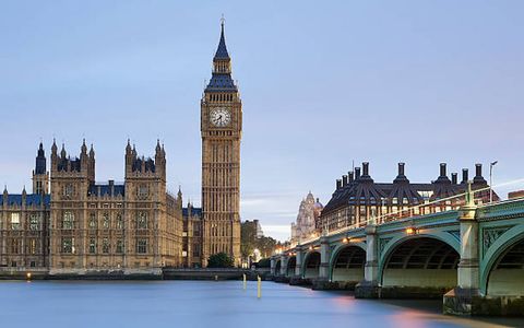 The Best Coastal Towns in the UK to Visit This Summer 