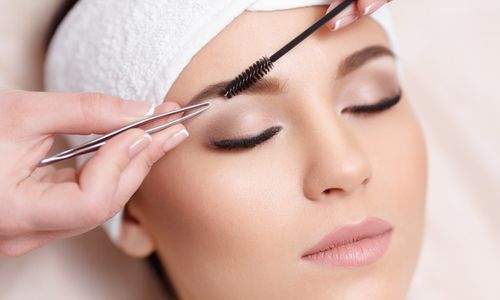 How Eyelash Transplants Empower Cancer