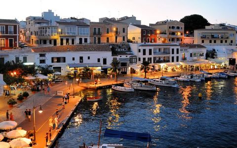 10 Amazing Tourist Spots in Spain