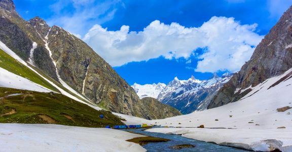 Hampta Pass Trek – Himachal's Most Scenic Adventure Trail