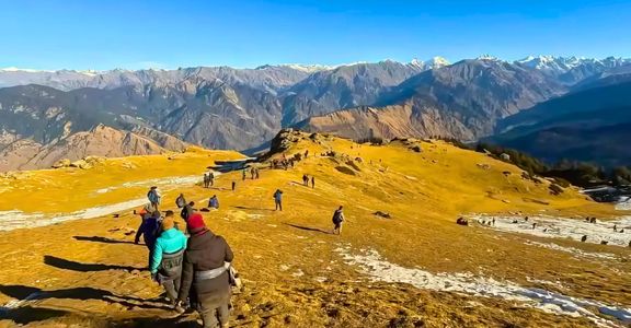 Kedarkantha Trek in Uttarakhand: Trail Location and Summit Overview