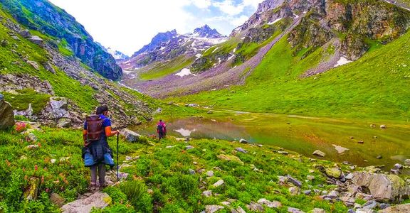 Hampta Pass Trek – A Breathtaking Crossover Trek in Himachal