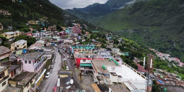 How to Reach Ghangaria from Joshimath for the Valley of Flowers Trek