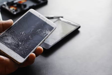 How to Fix Broken Phone Screen Almeda Houston at CellularPort
