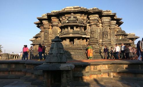 Discover the Magic of Karnataka with the Best Karnataka Tour Packages