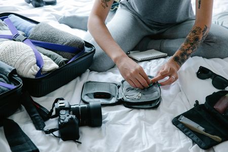 Tangle-Free Packing with This Cable Storage Bag