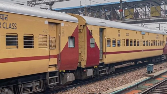 Indian Train Journey – An Overnight Experience!