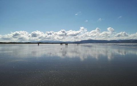 Best Beaches in Ireland for Relaxation and Water Sports