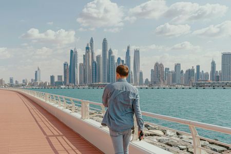 Smart Travel Tips for Your First Dubai Modern City Tour