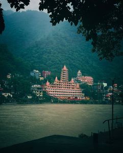 Places to Visit in Rishikesh: Tourist Spots, Things to Do & More