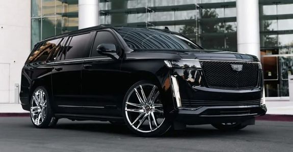 Hamilton Airport Limo & Party Bus Services – Luxury Travel Made Easy