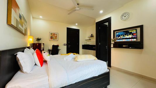 Best Hotel Near Cyber Hub Gurgaon – Comfort & Convenience at Cyber Service Apartments