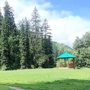 Best Treks in the Himalayas to Do After the Monsoon Season