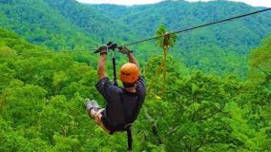 Explore the Land of Clouds with Meghalaya Tour Packages